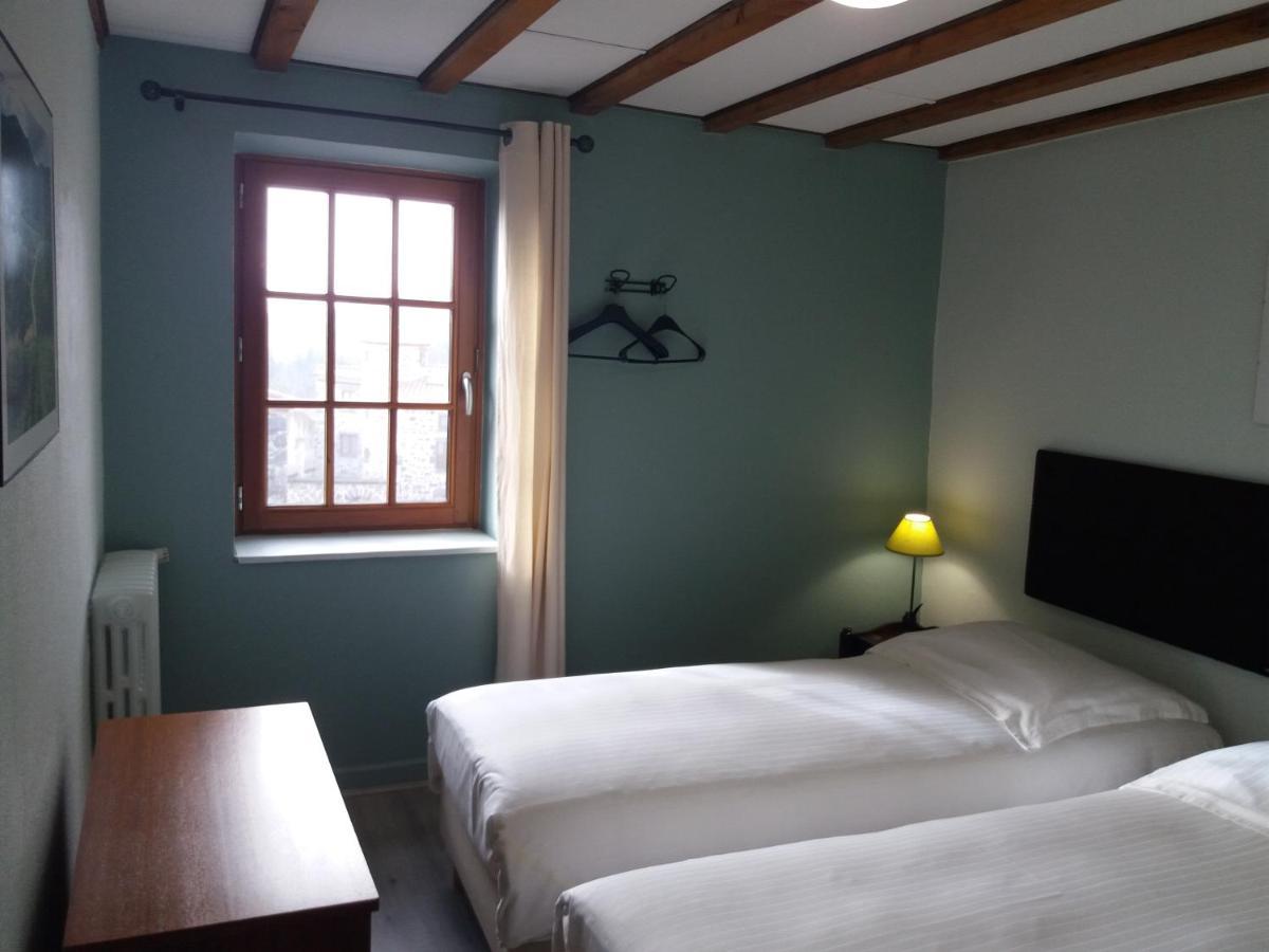 Maison D'Hote La Grange Aux Ayres Olloix Esterno foto