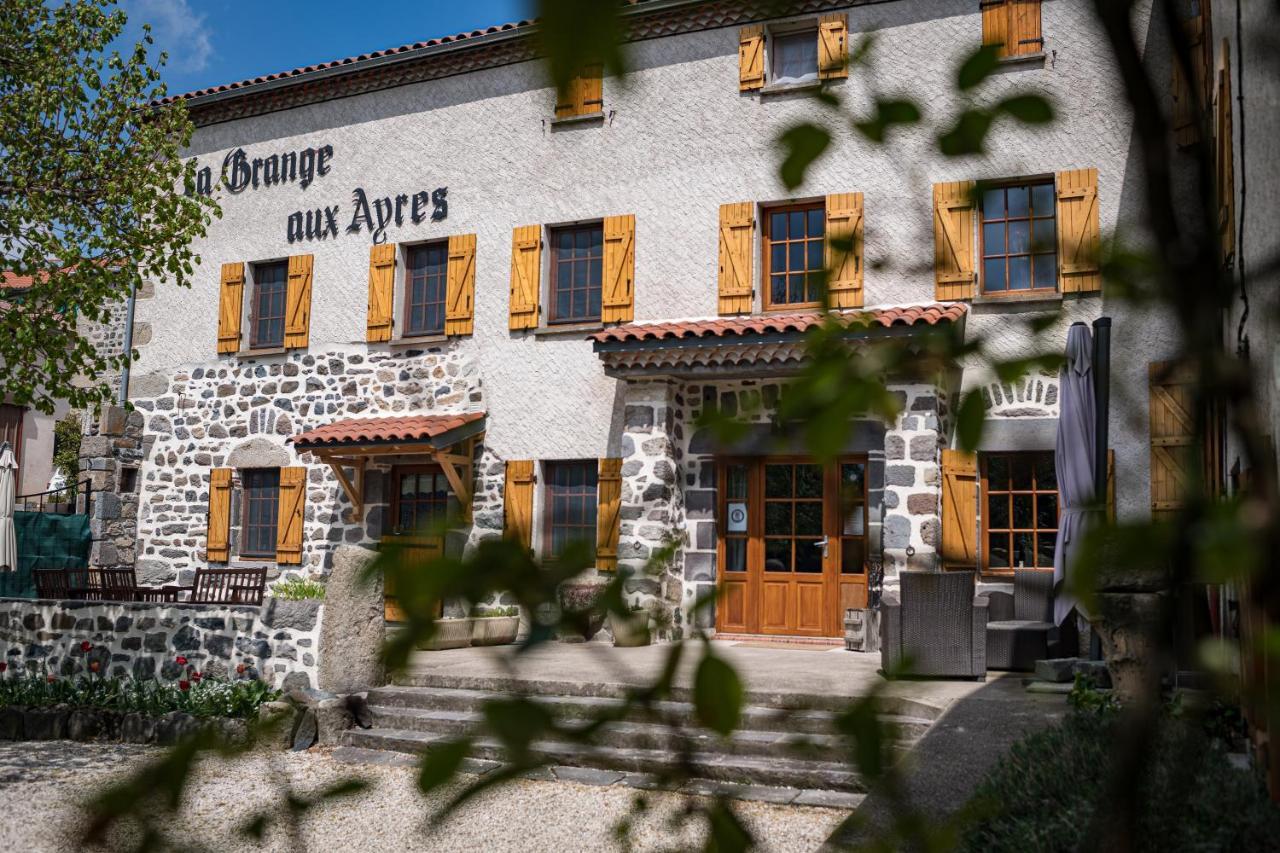 Maison D'Hote La Grange Aux Ayres Olloix Esterno foto