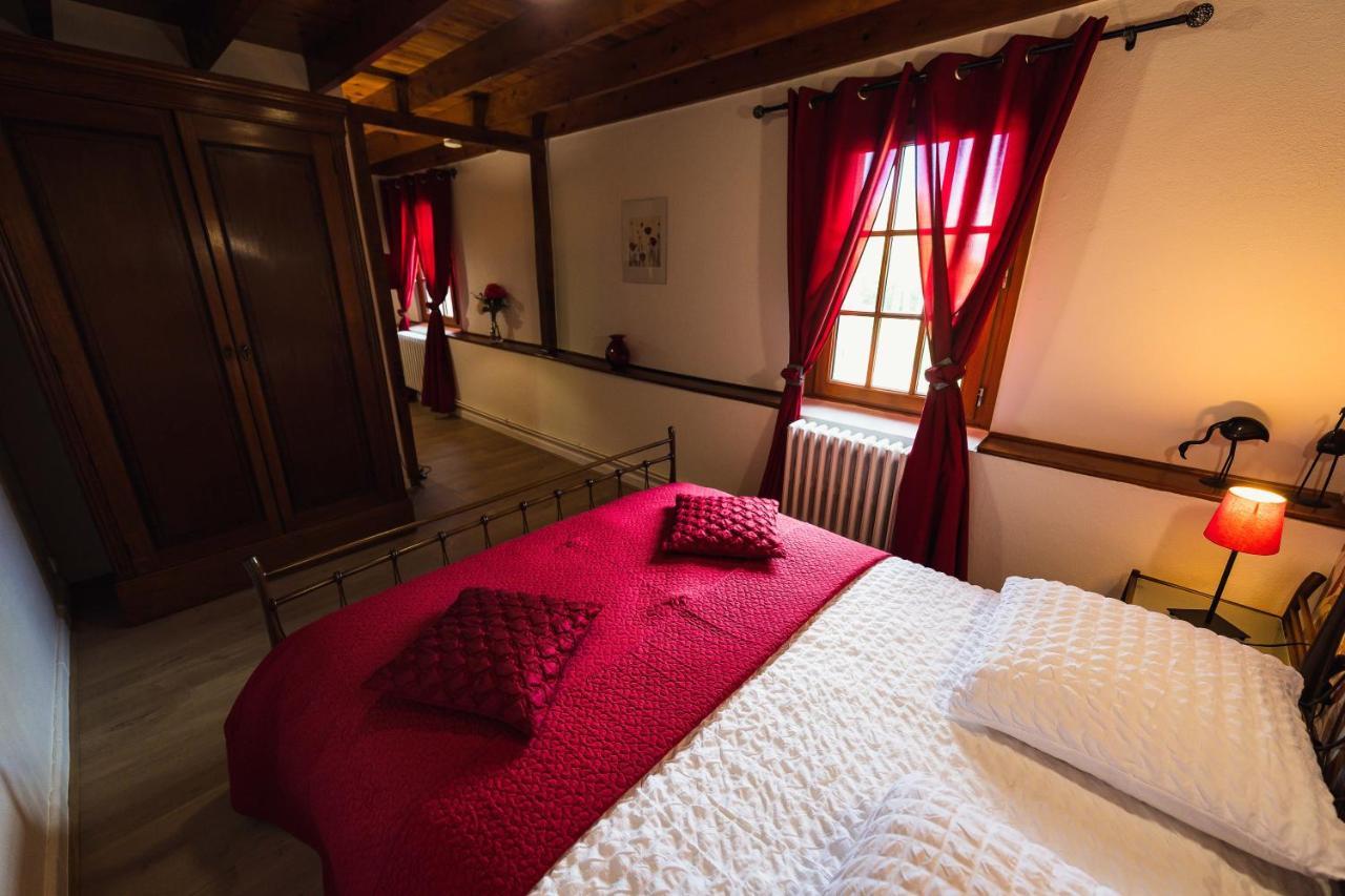 Maison D'Hote La Grange Aux Ayres Olloix Esterno foto